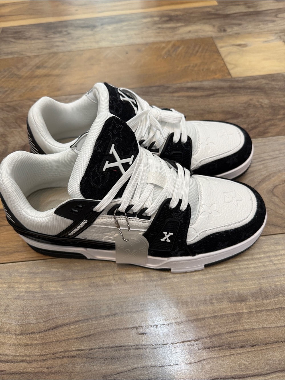 Louis Vuitton Black and White Men's Low-Top Sneakers